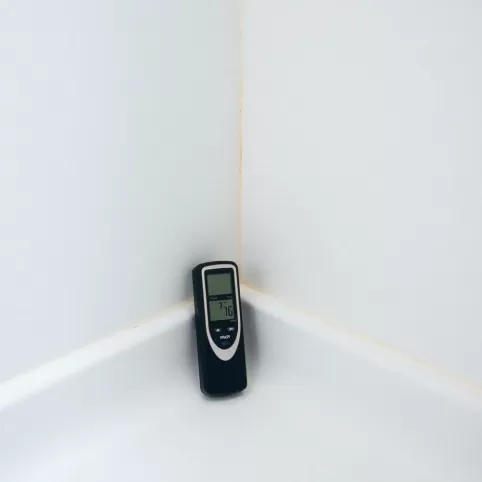 Ile schnie silikon w kabinie