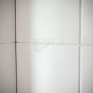 Jak odkleić kabinę prysznicową