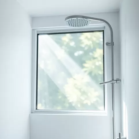 Okno w kabinie prysznicowej inspiracje